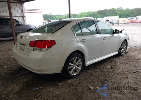 2014 Subaru Legacy 2.5I Premium из США, поврежденный, VIN 4S3BMCC67E3012649
